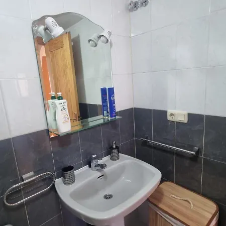 Torrevieja Apartment * טורבייחה